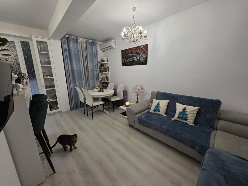 Titanul Nou, Nicolae Teclu, pe Drumul Gura Crivatului, centrala, parcare,