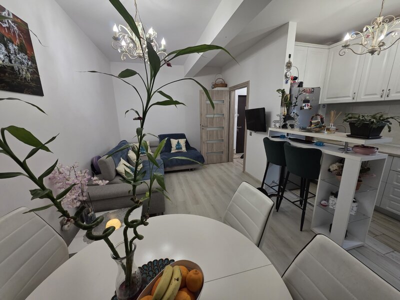 Titanul Nou, Nicolae Teclu, pe Drumul Gura Crivatului, centrala, parcare,