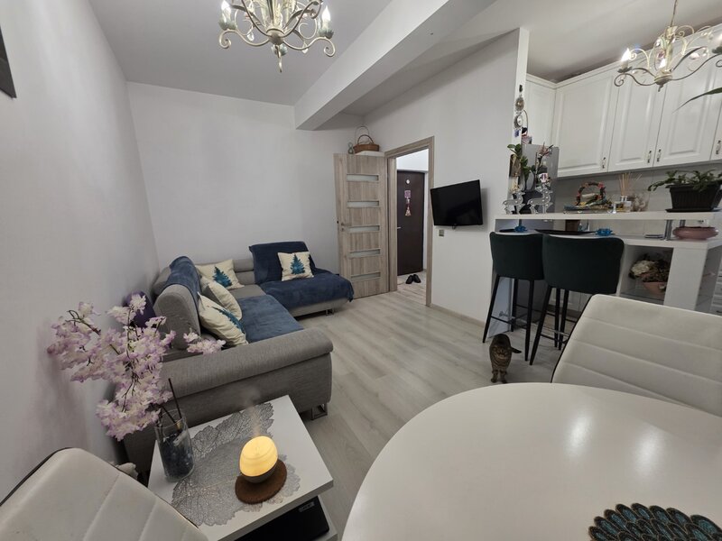 Titanul Nou, Nicolae Teclu, pe Drumul Gura Crivatului, centrala, parcare,